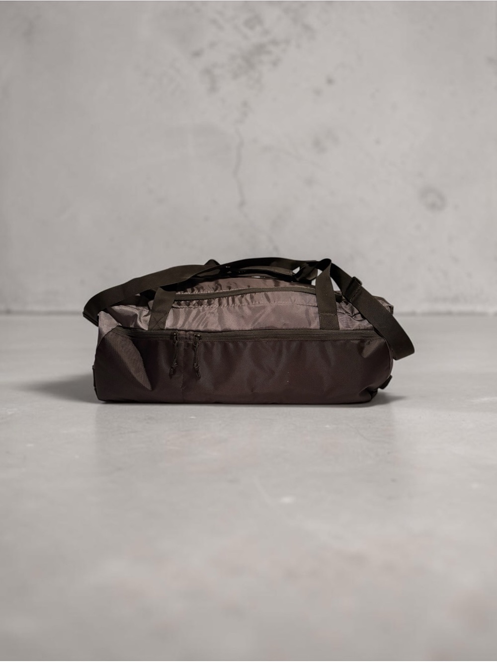 🌊High Sierra Duffel Bag - Versatile Travel & Gym Carry